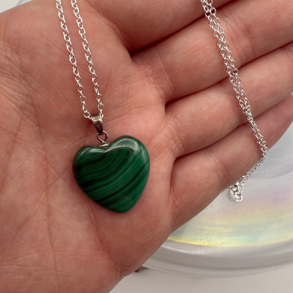 Malachite Heart Pendant Necklace Green Gemstone Silver Chain Jewelry‎ Women